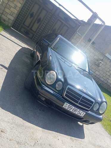 Mercedes E 240 1998, 320,000 km - 2.4 l - Mingəçevir