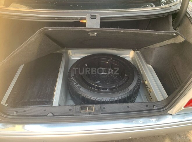 Mercedes E 240 1999, 260,700 km - 2.4 l - Bakı