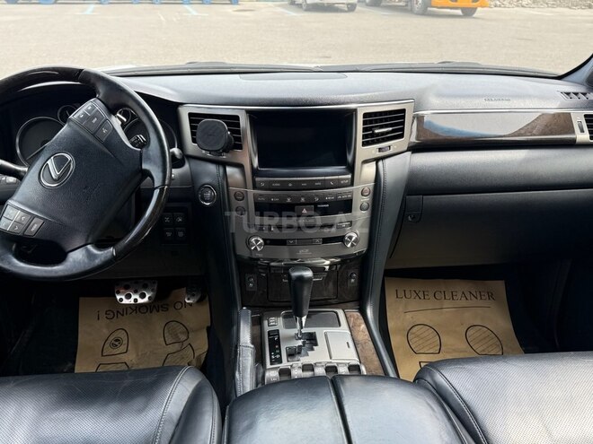 Lexus LX 570 2014, 285,000 km - 5.7 l - Bakı