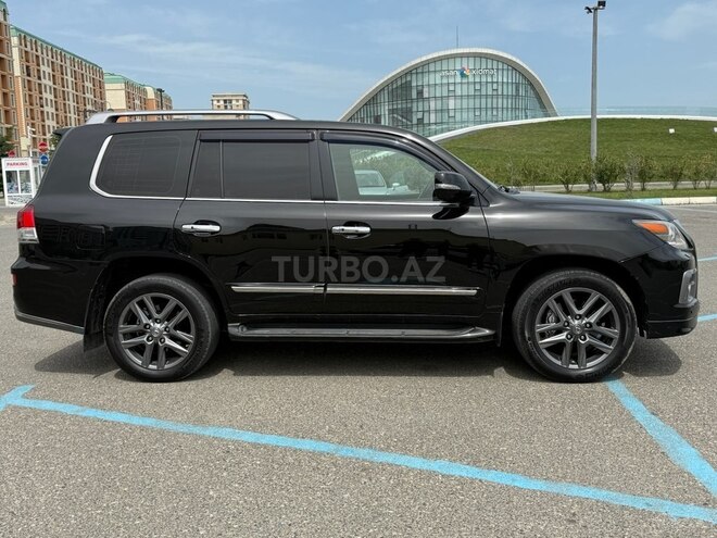 Lexus LX 570 2014, 285,000 km - 5.7 l - Bakı