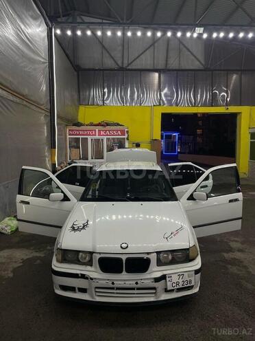 BMW 318 1995, 222,000 km - 1.8 l - Bakı