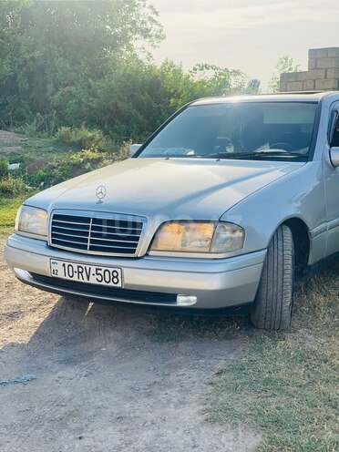Mercedes C 220 1994, 300,000 km - 2.2 l - İmişli