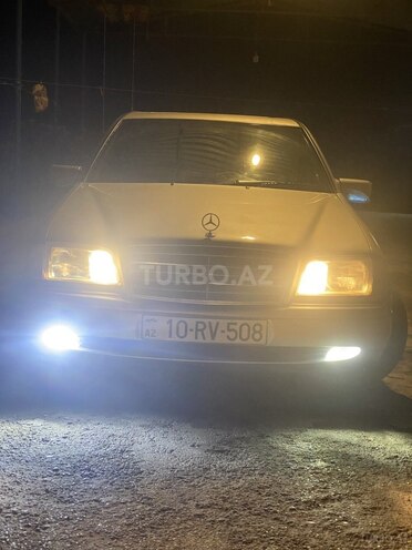 Mercedes C 220 1994, 300,000 km - 2.2 l - İmişli