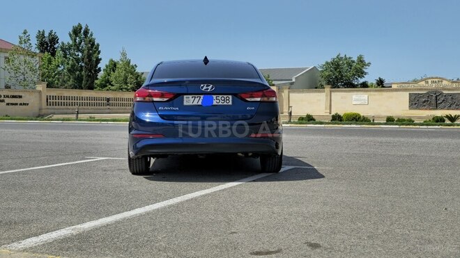 Hyundai Elantra 2017, 157,716 km - 1.6 л - Bakı