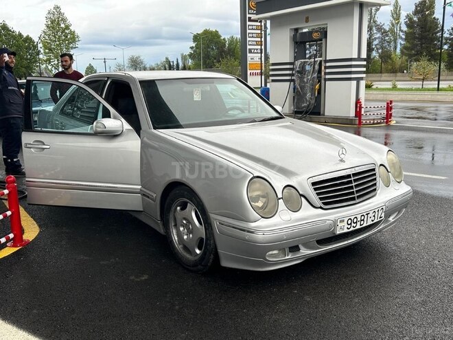 Mercedes E 220 d 2001, 350,000 km - 2.2 l - Ucar