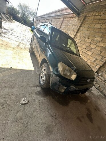 Toyota RAV4 2002, 525,000 km - 2.0 l - Quba
