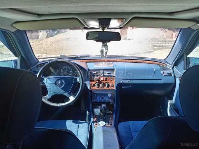 Mercedes C 180 1996, 240,000 km - 1.8 l - Tovuz