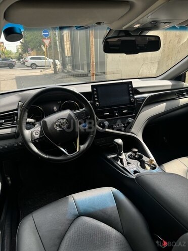 Toyota Camry 2023, 23,400 km - 2.5 l - Bakı