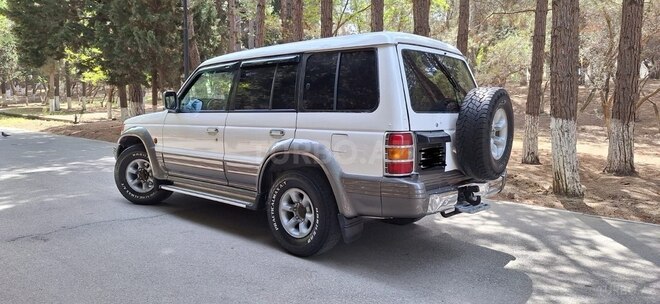 Mitsubishi Pajero 1997, 280,000 km - 3.0 л - Sumqayıt