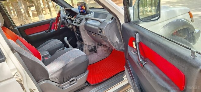 Mitsubishi Pajero 1997, 280,000 km - 3.0 л - Sumqayıt