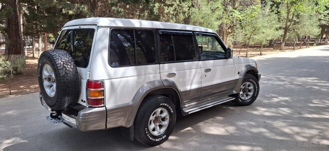 Mitsubishi Pajero 1997, 280,000 km - 3.0 л - Sumqayıt