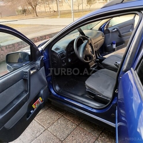 Opel Astra 2004, 358,746 km - 2.0 l - Mingəçevir