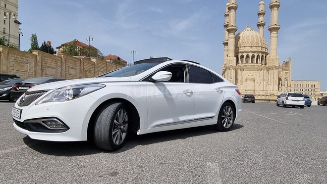 Hyundai Grandeur 2015, 183,000 km - 2.2 l - Bakı