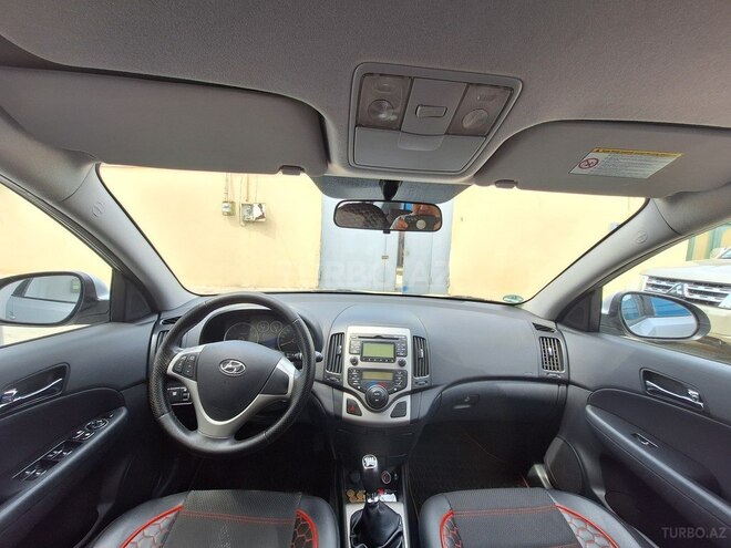 Hyundai i30 2011, 306,000 km - 1.6 l - Bakı