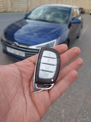 Hyundai Elantra 2019, 57,000 km - 2.0 л - Bakı