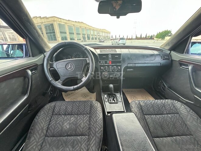 Mercedes C 220 1995, 256,345 km - 2.2 л - Gəncə