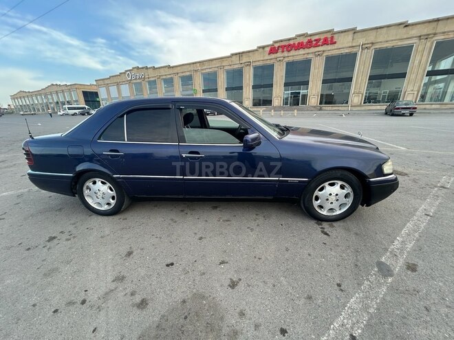 Mercedes C 220 1995, 256,345 km - 2.2 л - Gəncə