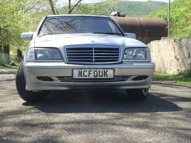 Mercedes C 180 1998, 380,000 km - 1.8 l - Şəki