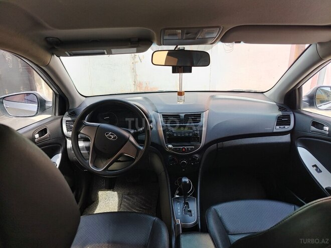 Hyundai Accent 2014, 215,000 km - 1.6 л - Bakı