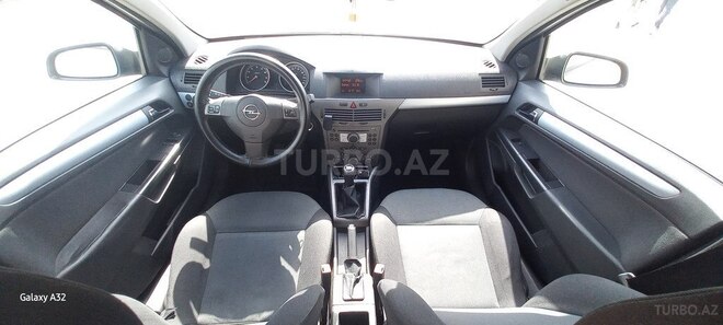 Opel Astra 2006, 167,000 km - 1.4 l - Bakı