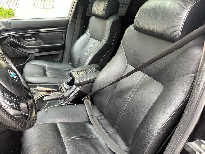 BMW 528 1998, 265,000 km - 2.8 l - Bakı