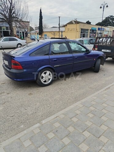Opel Astra 1996, 197,658 km - 2.0 l - Biləsuvar