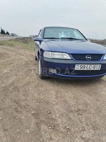 Opel Astra 1996, 197,658 km - 2.0 l - Biləsuvar