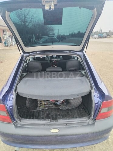 Opel Astra 1996, 197,658 km - 2.0 l - Biləsuvar