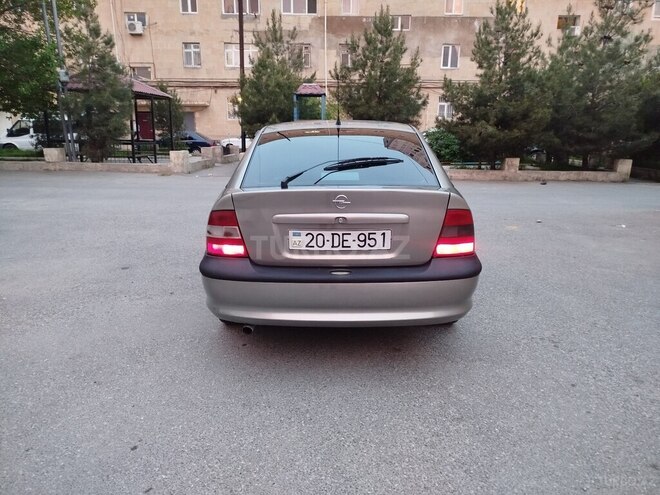 Opel Vectra 1998, 275,468 km - 1.8 л - Bakı
