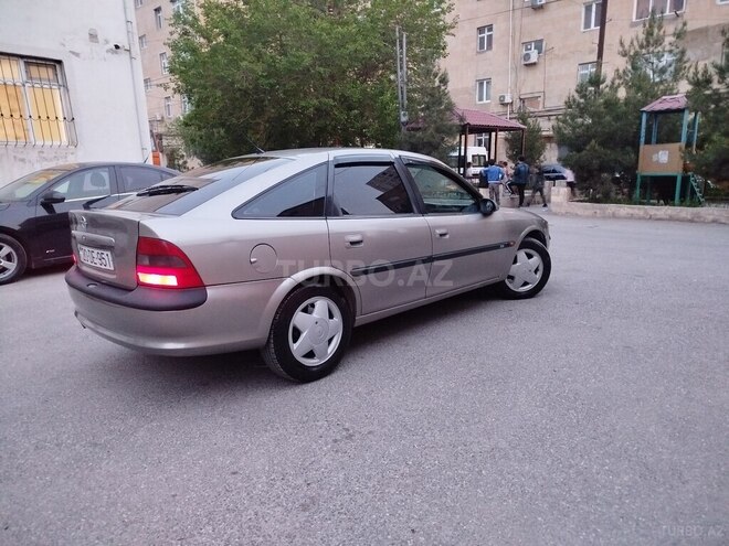 Opel Vectra 1998, 275,468 km - 1.8 л - Bakı