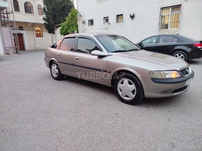Opel Vectra 1998, 275,468 km - 1.8 л - Bakı