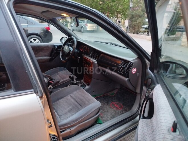 Opel Vectra 1998, 275,468 km - 1.8 л - Bakı