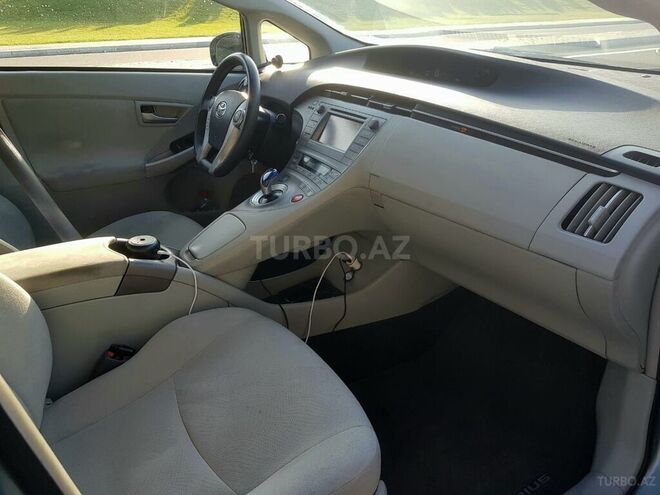 Toyota Prius 2014, 300,000 km - 1.8 l - Bakı