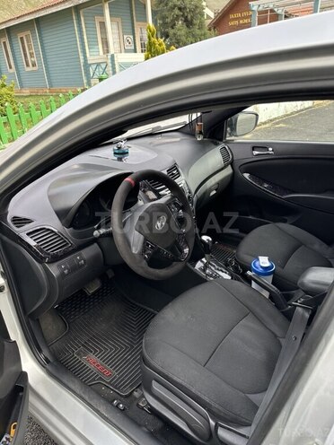 Hyundai Accent 2012, 250,000 km - 1.6 l - Bakı