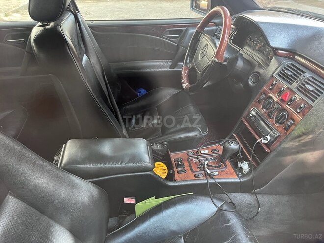Mercedes E 220 d 1998, 570,000 km - 2.2 l - Bakı