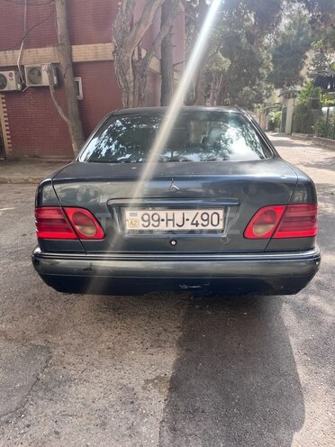 Mercedes E 220 d 1998, 570,000 km - 2.2 l - Bakı