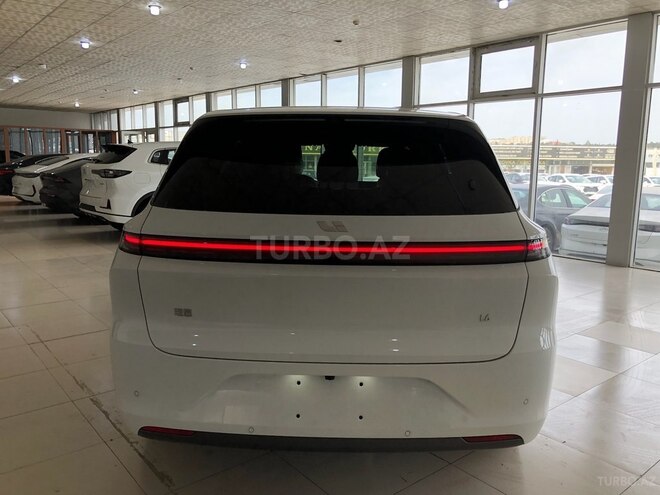 Li Auto  2024, 0 km - 1.5 л - Bakı