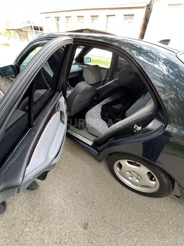 Mercedes E 230 1997, 227,713 km - 2.3 l - Qazax