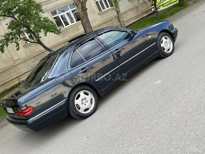 Mercedes E 230 1997, 227,713 km - 2.3 l - Qazax