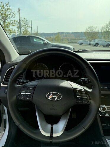Hyundai Elantra 2019, 111,528 km - 2.0 л - Bakı