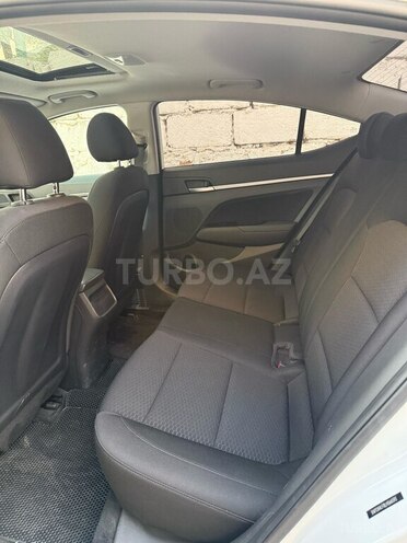 Hyundai Elantra 2019, 111,528 km - 2.0 л - Bakı