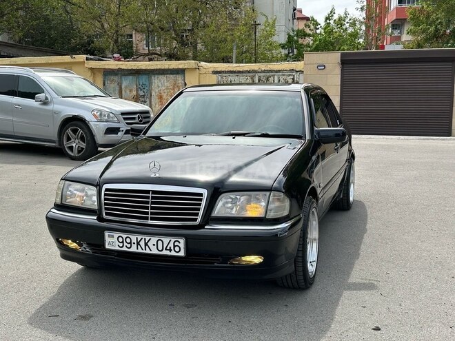 Mercedes C 240 1999, 215,079 km - 2.4 l - Bakı