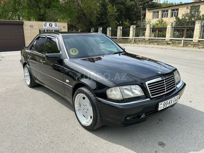 Mercedes C 240 1999, 215,079 km - 2.4 l - Bakı