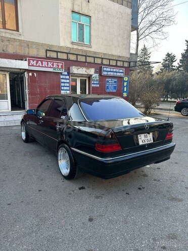 Mercedes C 240 1999, 215,079 km - 2.4 l - Bakı