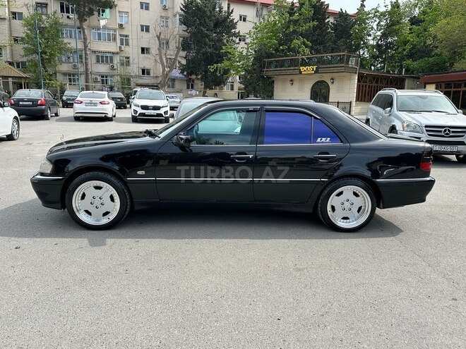 Mercedes C 240 1999, 215,079 km - 2.4 l - Bakı