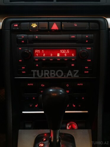 Audi A4 2005, 177,000 km - 2.0 l - Gəncə