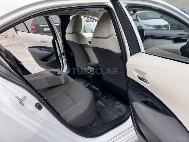 Toyota Corolla 2019, 195,000 km - 1.6 l - Bakı