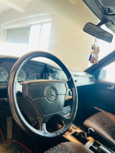 Mercedes 190 1992, 299,467 km - 2.5 л - Bakı
