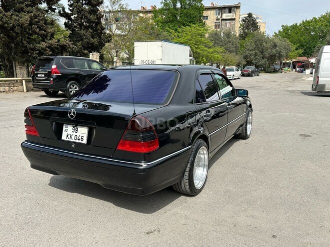 Mercedes C 240 1999, 215,079 km - 2.4 l - Bakı