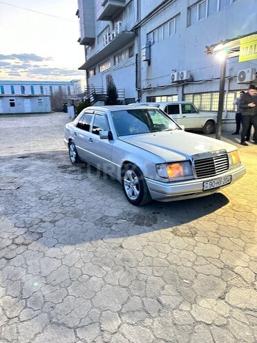 Mercedes E 200 1991, 660,000 km - 2.0 л - Masallı